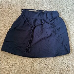 Tommy Hilfiger Women’s Skirt with Rope Belt